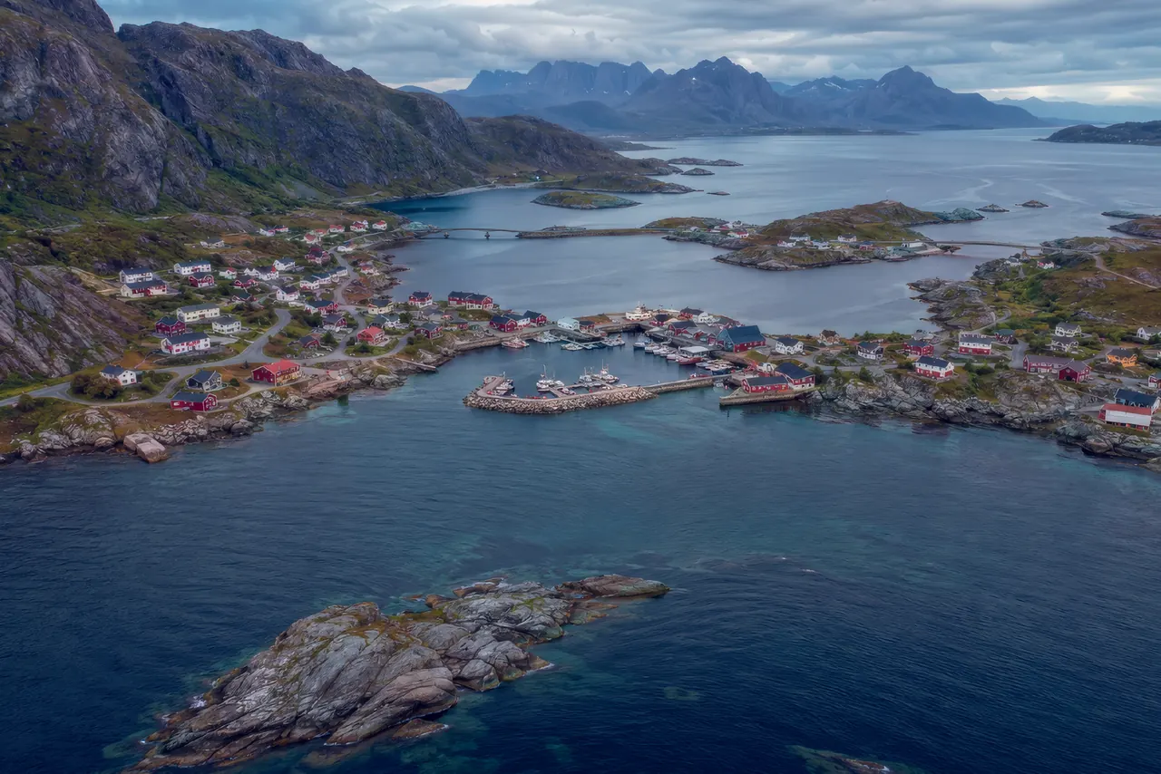 Lofoten vibe wallpaper